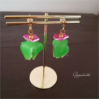 サボテン サボテンピアス プラバン ハンドメイド 耳飾りかわいいアクセサリー(ピアス)