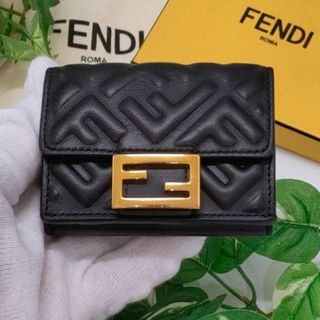 フェンディ(FENDI)のフェンディ　三つ折り財布　バゲットマイクロウォレット　FFロゴ　ズッカ　ブラック(財布)