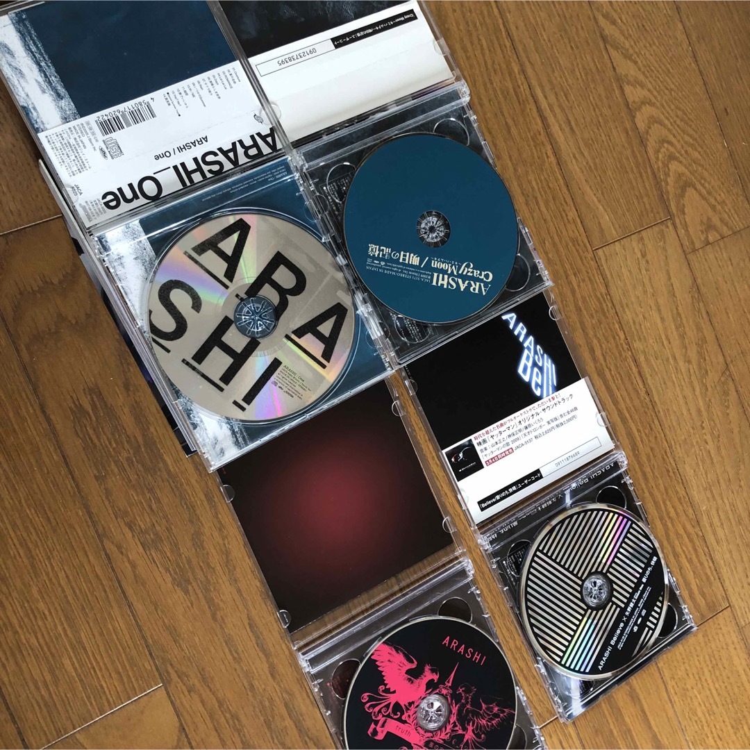 嵐 ジャニーズ DVD CD 写真集 カレンダー2009 まとめ売り エンタメ/ホビーのタレントグッズ(アイドルグッズ)の商品写真