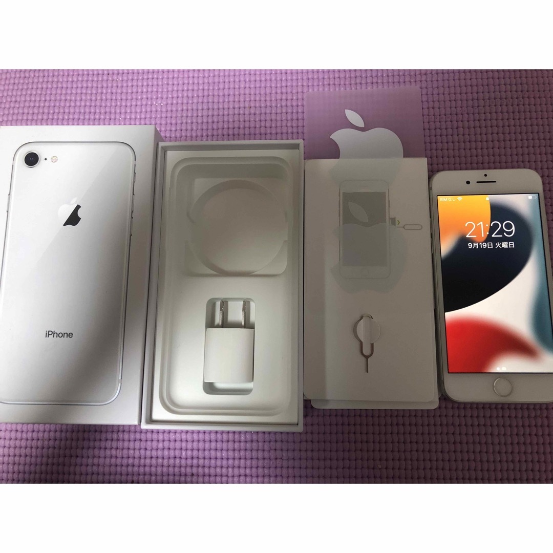 アップル製品【最終値下げ】iPhone 8 Silver 64 GB SIMフリー 美品