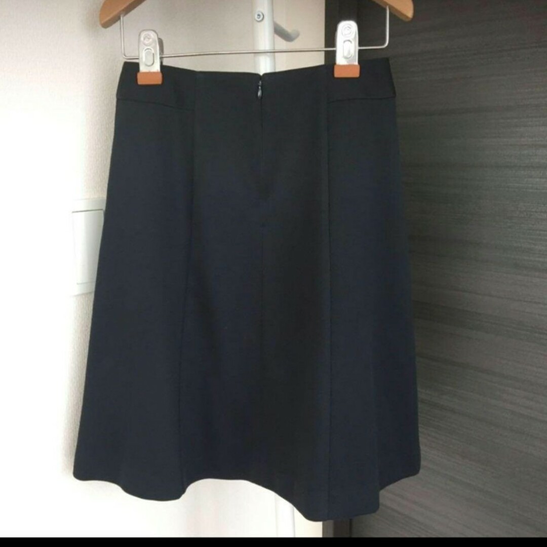 AOKI(アオキ)のwith ♡ phiten 濃紺ひざ丈スカート レディースのスカート(ひざ丈スカート)の商品写真