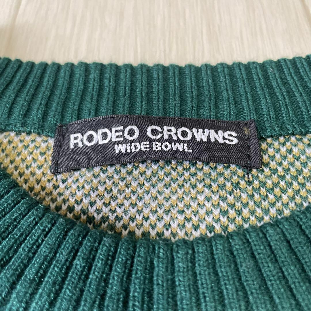 RODEO CROWNS WIDE BOWL(ロデオクラウンズワイドボウル)のRODEO CROWNS WIDE BOWL 花柄 ニット グリーン ゆったり レディースのトップス(ニット/セーター)の商品写真