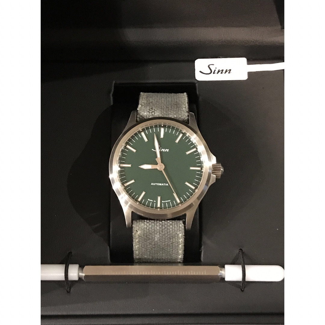 sinn ジン 556 エメラルドグリーン 世界400本限定 箱・保証書付き-