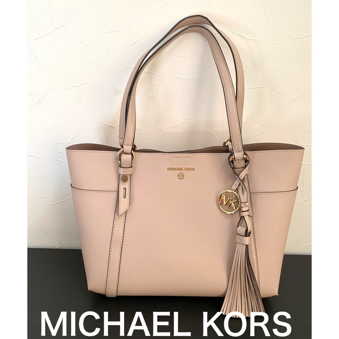 Michael Kors(マイケルコース)の★最終値下げ★マイケルコース　MICHAEL KORS ハンドバック  レディースのバッグ(トートバッグ)の商品写真