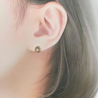 ホースシュー ミニピアス ゴールド(ピアス)