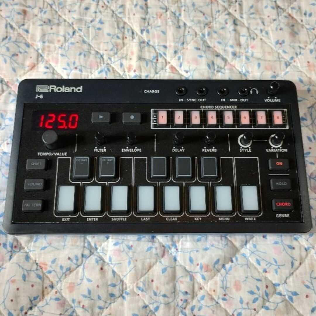 【箱付・美品】ROLAND (ローランド) / J-6 CHORD SYNTH 3