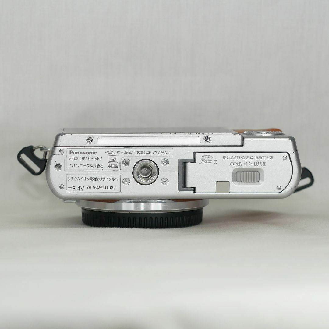 Panasonic(パナソニック)のPanasonic Lumix DMC-GF7 ボディ ＋α スマホ/家電/カメラのカメラ(デジタル一眼)の商品写真