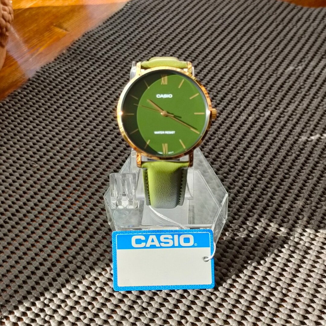 CASIO(カシオ)のCASIO STANDARD カシオ スタンダード MTP-VT01GL-3B メンズの時計(腕時計(アナログ))の商品写真