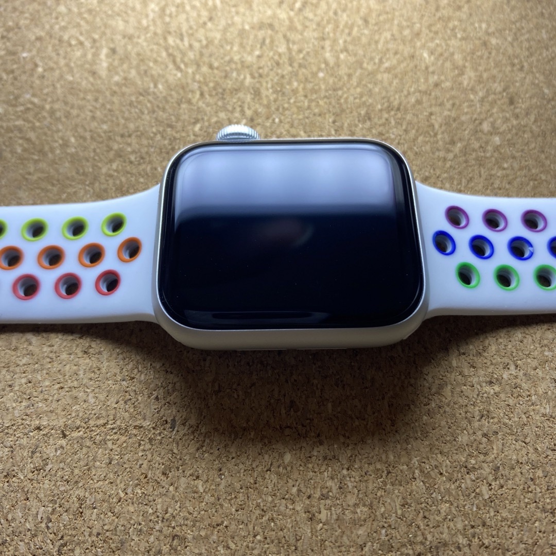 Apple Watch - 【極美品】Apple watch SE 第一世代 40mm GPS silverの