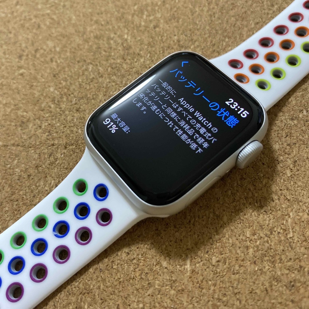 Apple Watch - 【極美品】Apple watch SE 第一世代 40mm GPS silverの