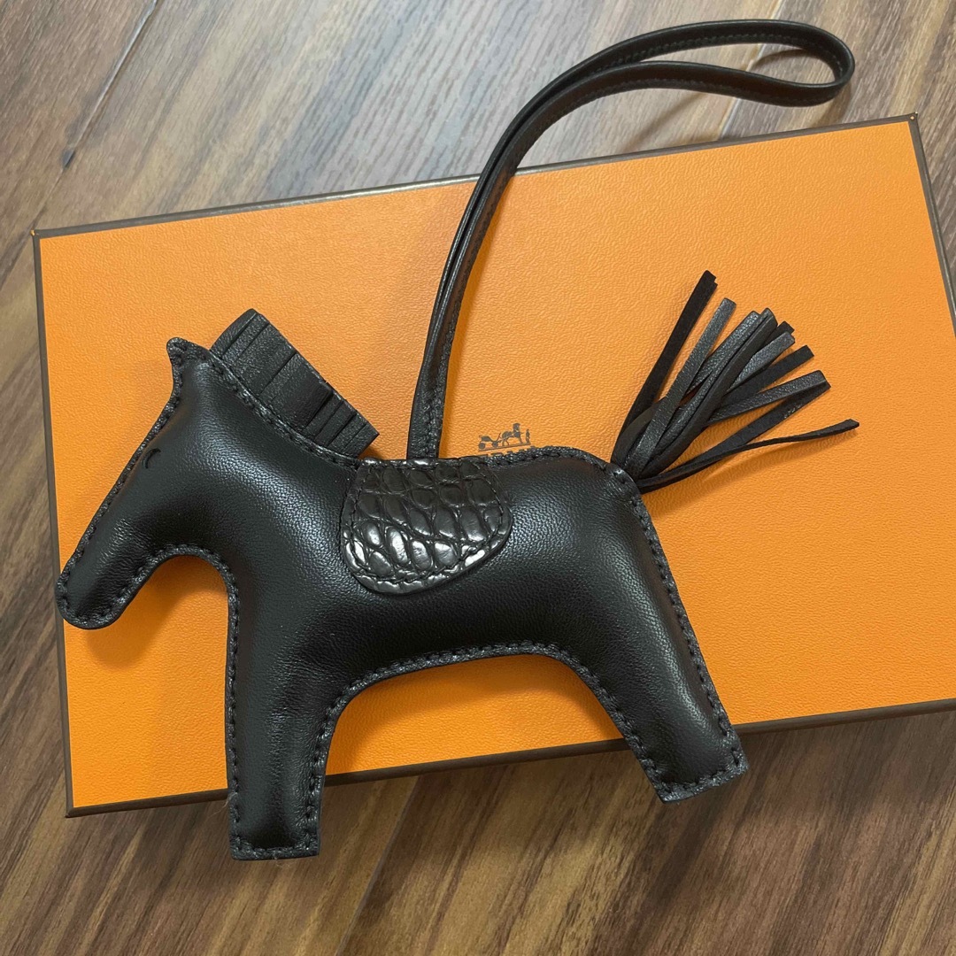 Hermes - エルメスロデオMMの通販 by まい|エルメスならラクマ