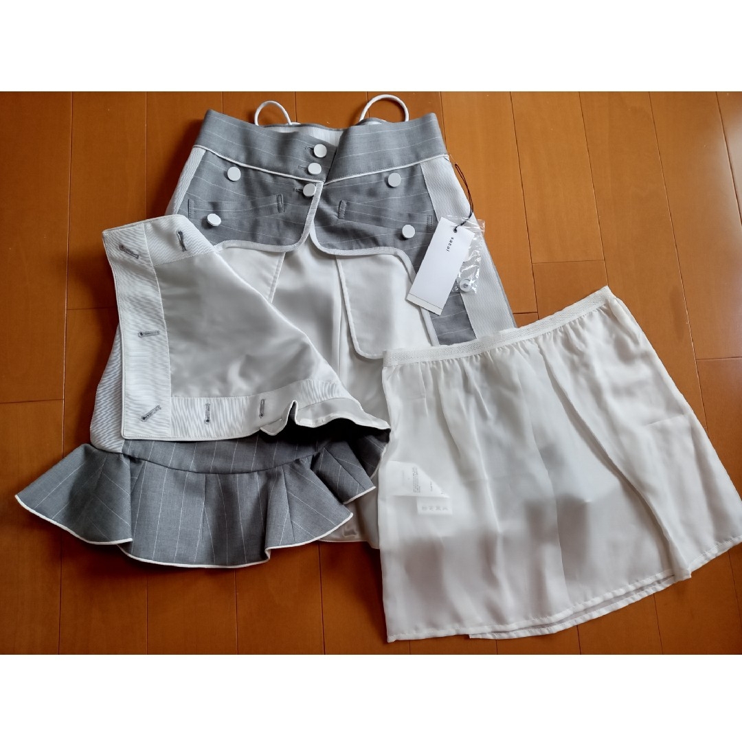 sacai(サカイ)のsacai　サカイ　レースアップ　マリンスカート　ペチコート付き　新品タグ付き レディースのスカート(ひざ丈スカート)の商品写真