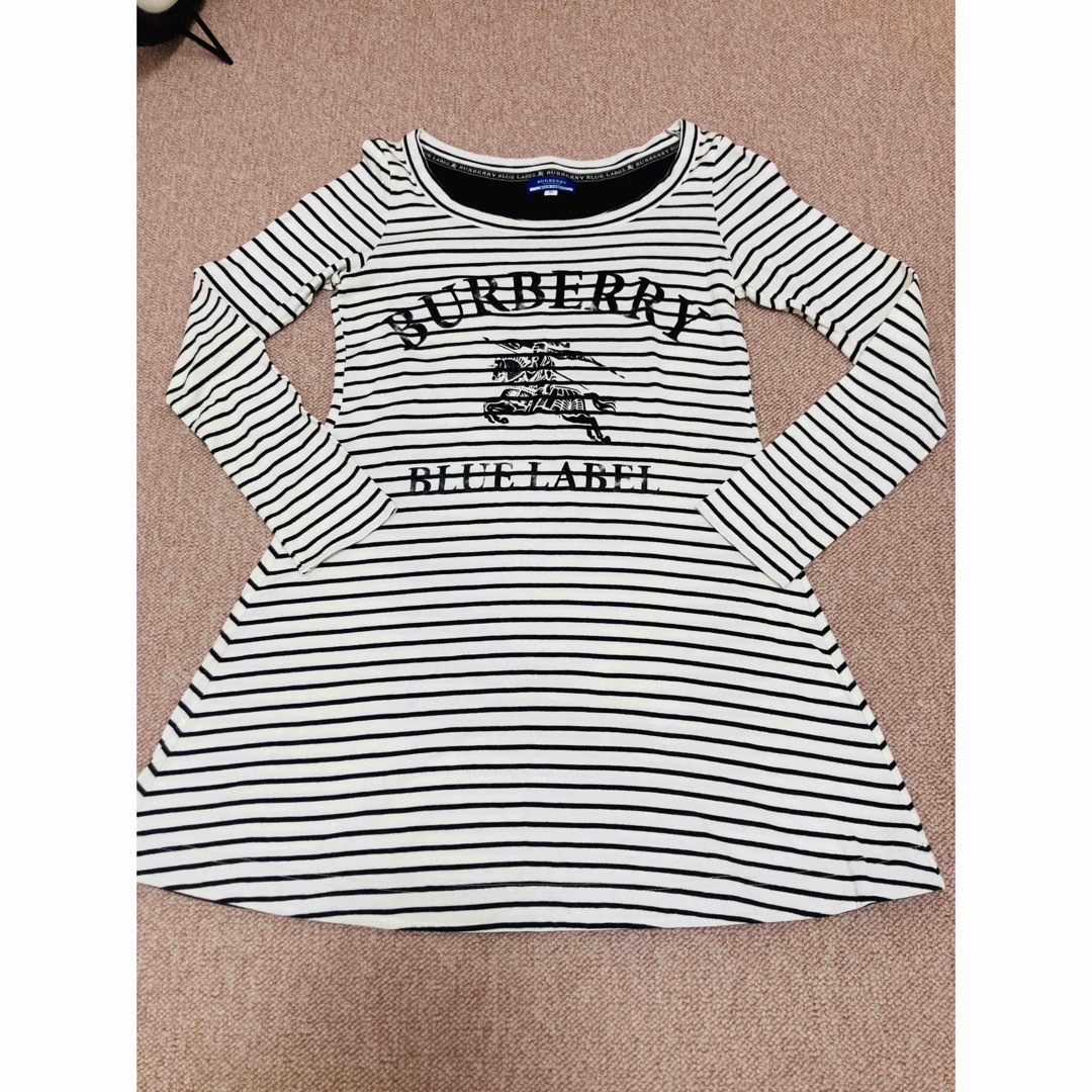 BURBERRY BLUE LABEL(バーバリーブルーレーベル)の☆Burberry☆  ロゴプリント　ワンピース　Mサイズ レディースのワンピース(ひざ丈ワンピース)の商品写真