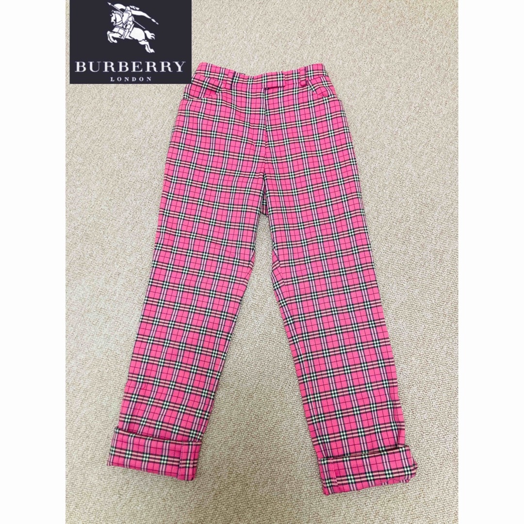 BURBERRY(バーバリー)の☆Burberry☆ ピンク　ノバチェック　キッズパンツ　140cm キッズ/ベビー/マタニティのキッズ服女の子用(90cm~)(パンツ/スパッツ)の商品写真