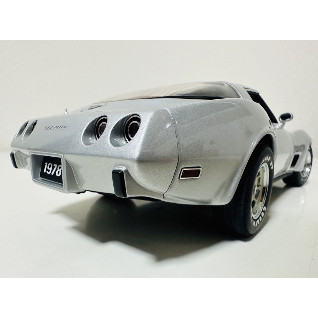 Chevrolet(シボレー)のオートアート/'78 Chevyシボレー Corvetteコルベット 1/18  エンタメ/ホビーのおもちゃ/ぬいぐるみ(ミニカー)の商品写真