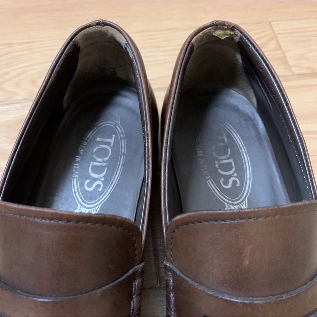 TOD'S(トッズ)のTOD'S トッズ ローファー ダークブラウン サイズ5 1/2 メンズの靴/シューズ(スリッポン/モカシン)の商品写真