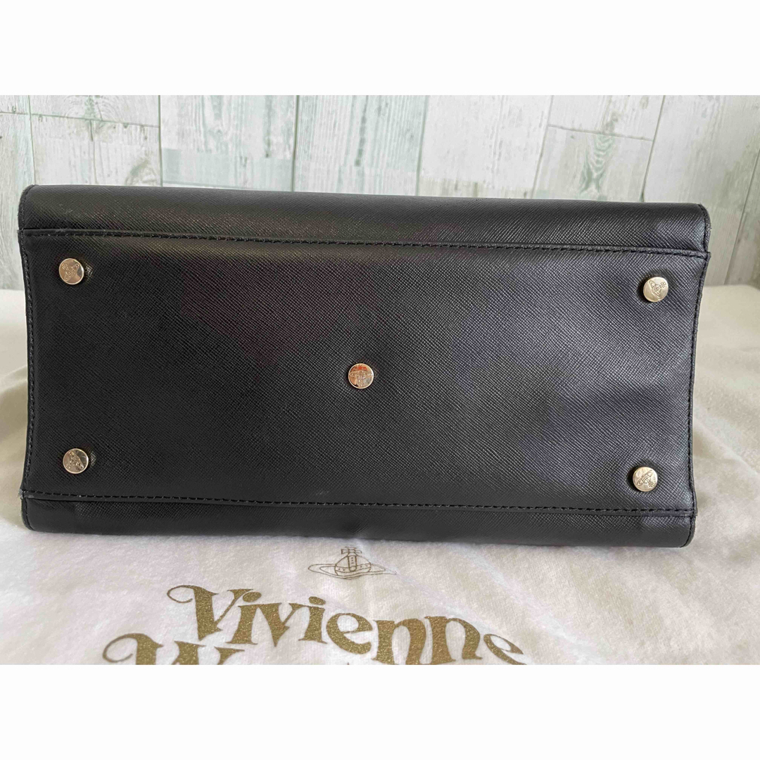 VIVIENNE WESTWOOD ヴィヴィアンウエストウッド バッグ ブラック VIVIENNE WESTWOOD ヴィヴィアンウエストウッド バッグ ブラック