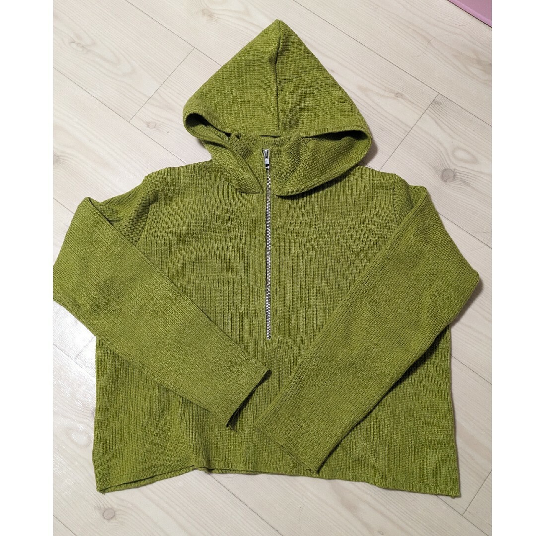 Ameri VINTAGE(アメリヴィンテージ)の【完売品】ZIP UP HOODIE SHORT KNIT / アメリ レディースのトップス(ニット/セーター)の商品写真