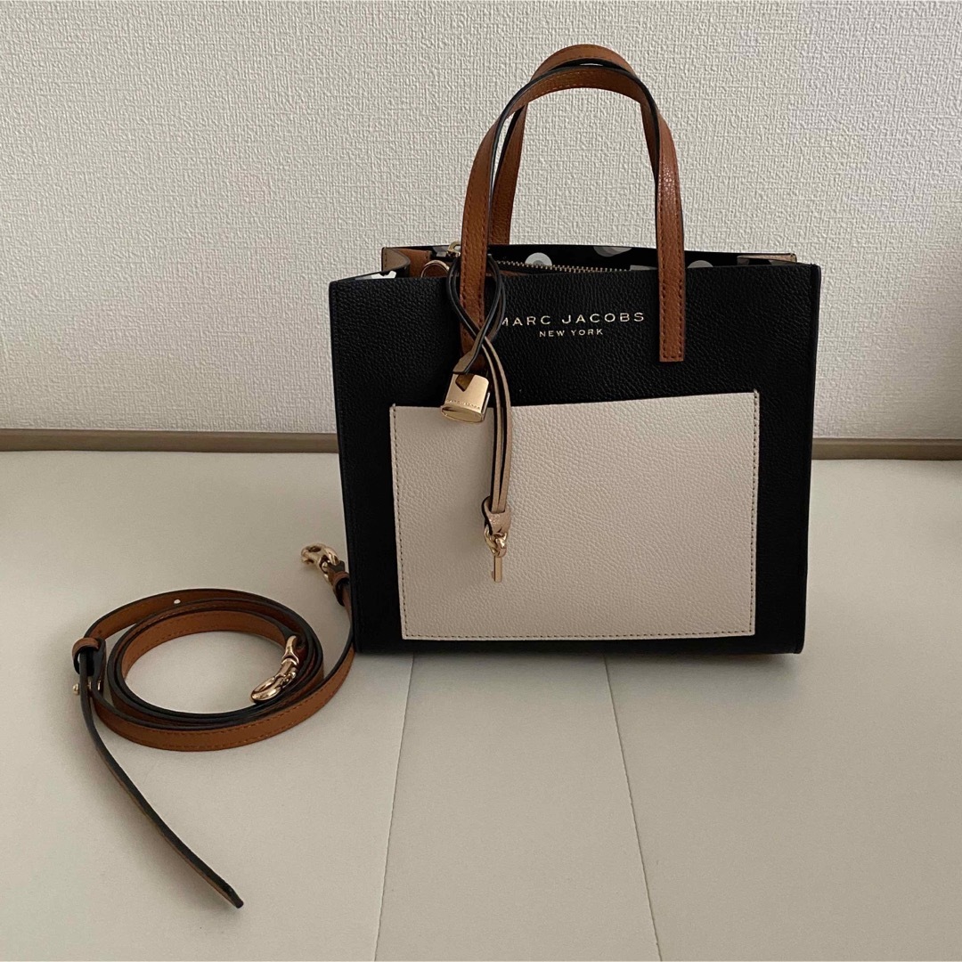 MARC JACOBS The Mini Grind Bag ショルダーバッグ   ショルダーバッグ