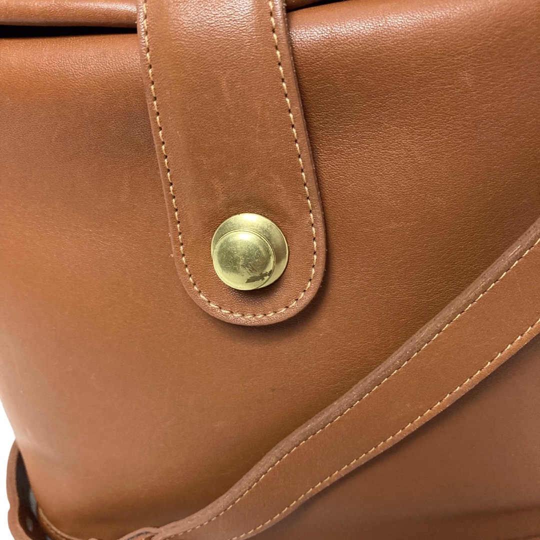 OLD COACH オールドコーチ オールレザー ショルダーバッグ ゴールド金具