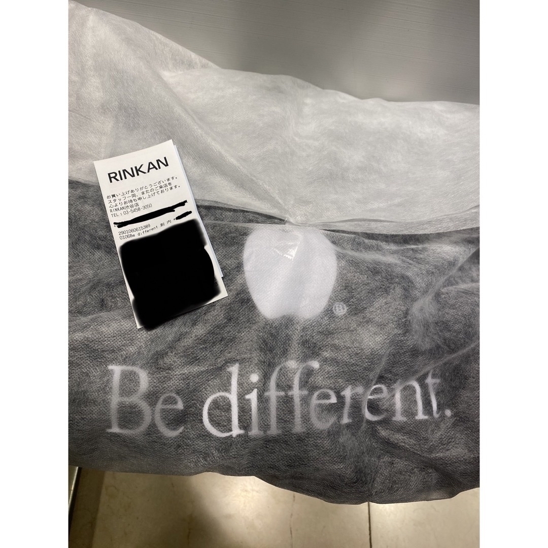 22AW BALENCIAGA BE DIFFERENT HOODIE