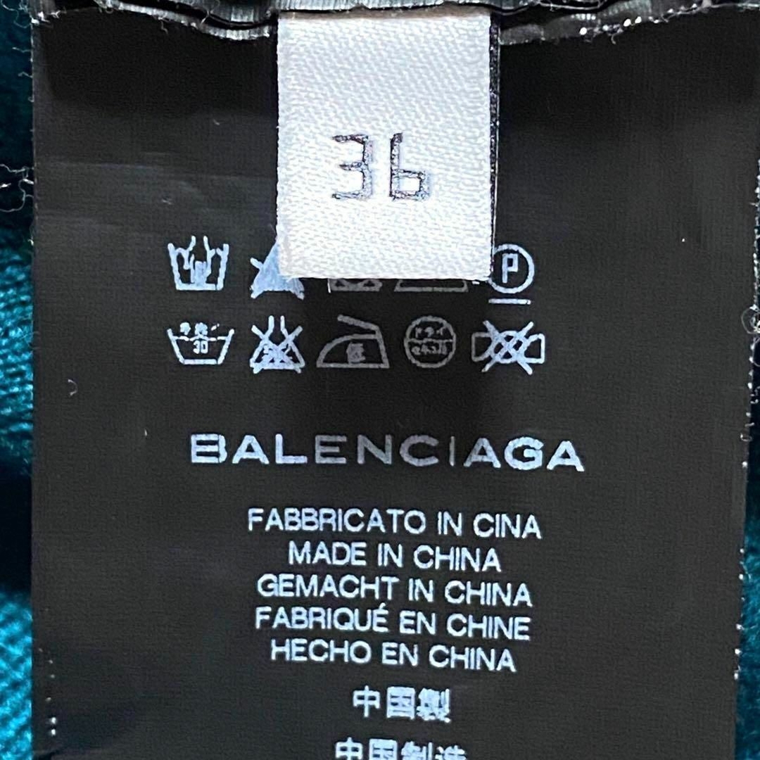 Balenciaga(バレンシアガ)の【美品】BALENCIAGA カシミヤ100% タートルネック ニット 緑 レディースのトップス(ニット/セーター)の商品写真