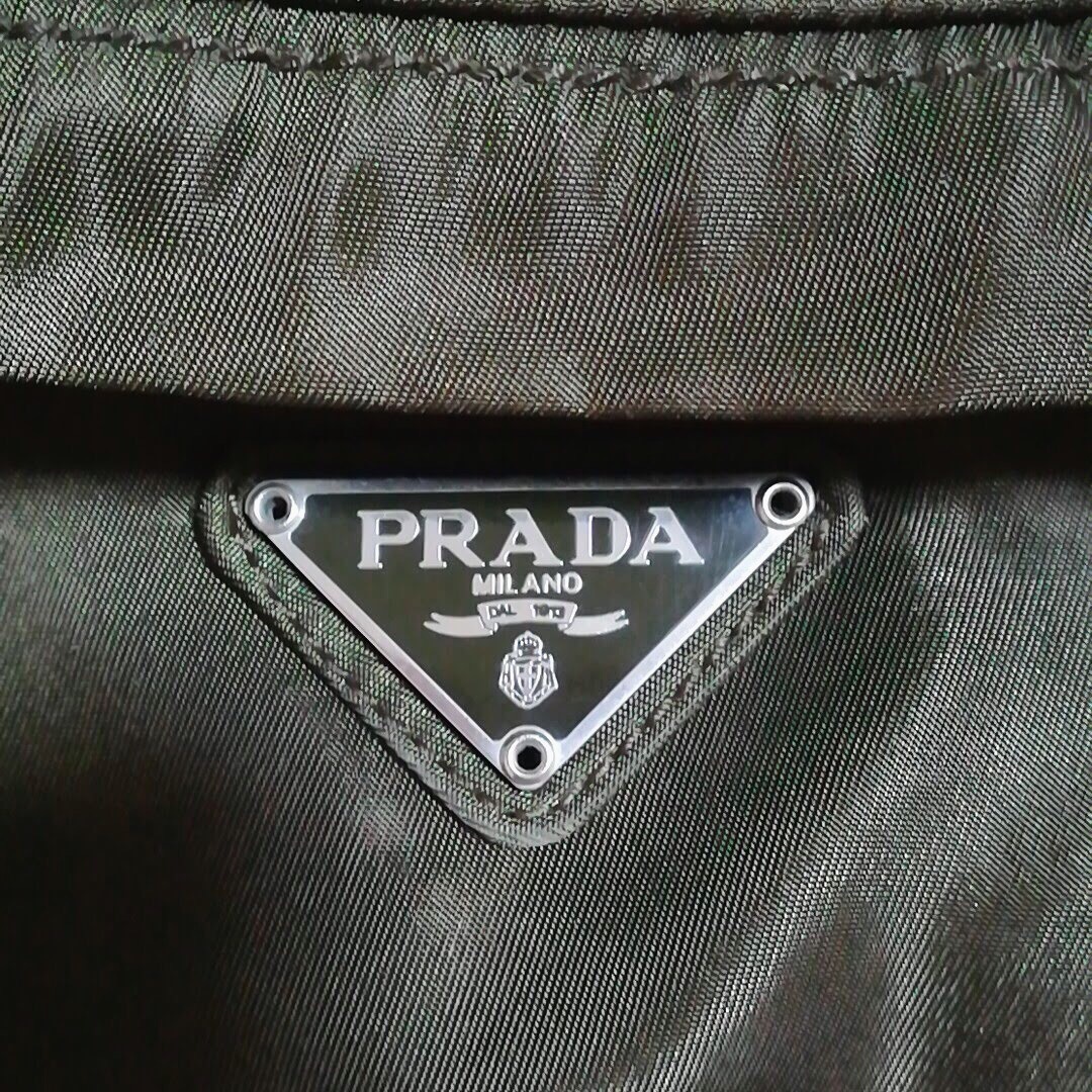 匿名配送)プラダPRADA-ウエストポーチ-