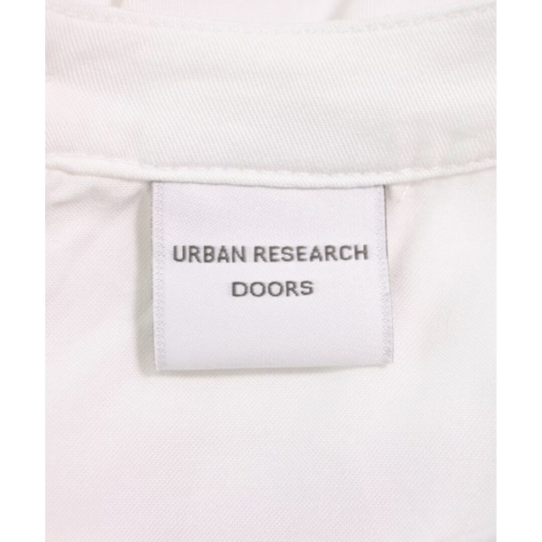 URBAN RESEARCH DOORS(アーバンリサーチドアーズ)のURBAN RESEARCH DOORS ブラウス ONE 白 【古着】【中古】 レディースのトップス(シャツ/ブラウス(長袖/七分))の商品写真