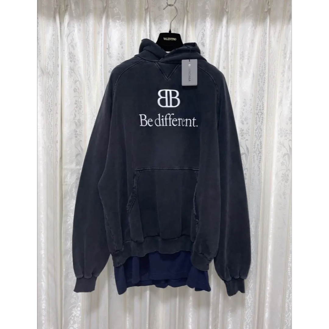 BALENCIAGA 22AW Patched The Hoodie