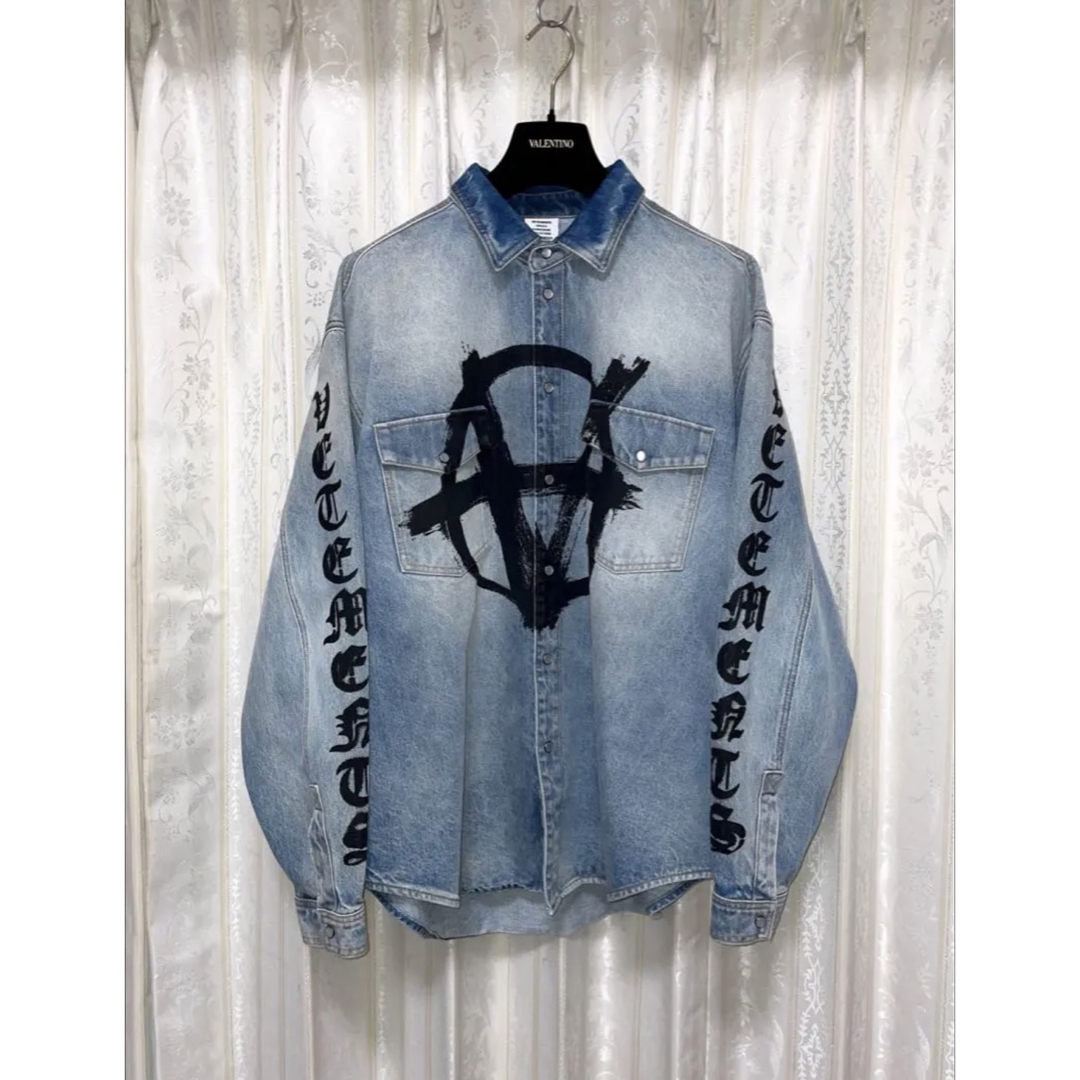 VETEMENTS Double Anarchy Denim Jacket