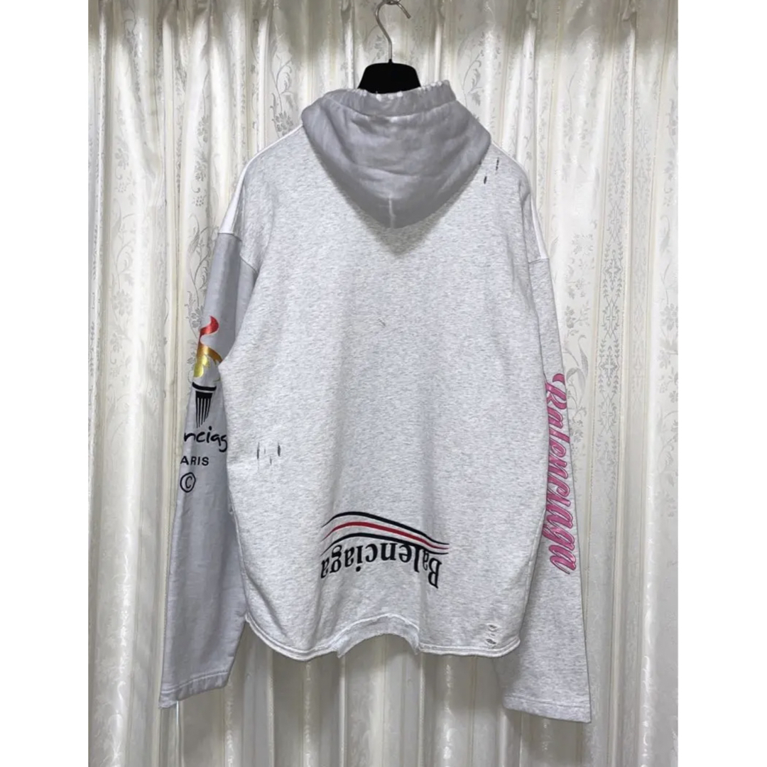 Balenciaga(バレンシアガ)のBALENCIAGA 22AW Upside Down Hoodie メンズのトップス(パーカー)の商品写真