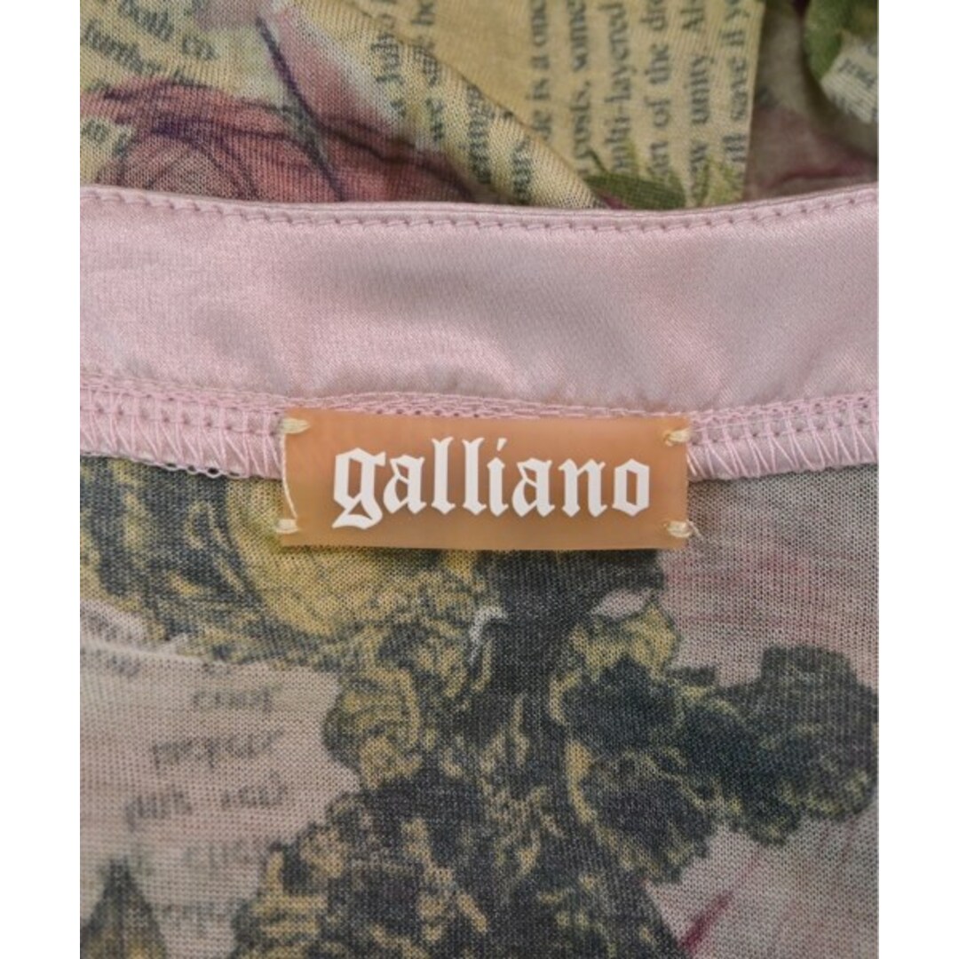 GALLIANO(ガリアーノ)のgalliano Tシャツ・カットソー S ベージュ系xピンク系(総柄) 【古着】【中古】 レディースのトップス(カットソー(半袖/袖なし))の商品写真