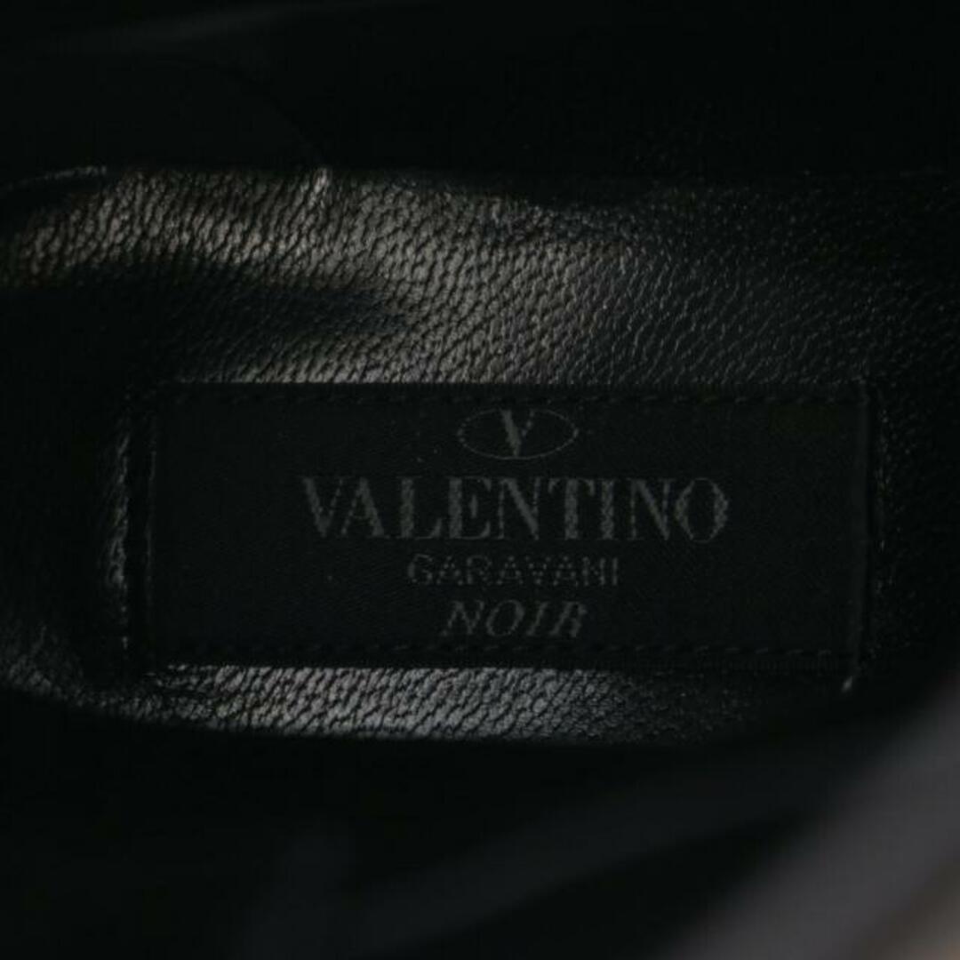 valentino garavani(ヴァレンティノガラヴァーニ)のロックスタッズ ショート エンジニアブーツ レザー ブラック レディースの靴/シューズ(ブーツ)の商品写真