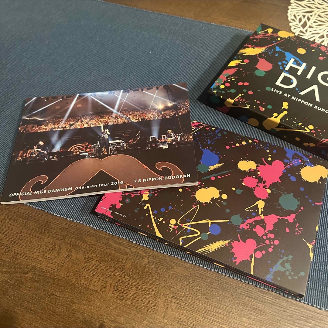 Official髭男dism(オフィシャルヒゲダンディズム)の\ 髭男LIVE BD 特典付/ Official髭男dism 2019@武道館 エンタメ/ホビーのDVD/ブルーレイ(ミュージック)の商品写真