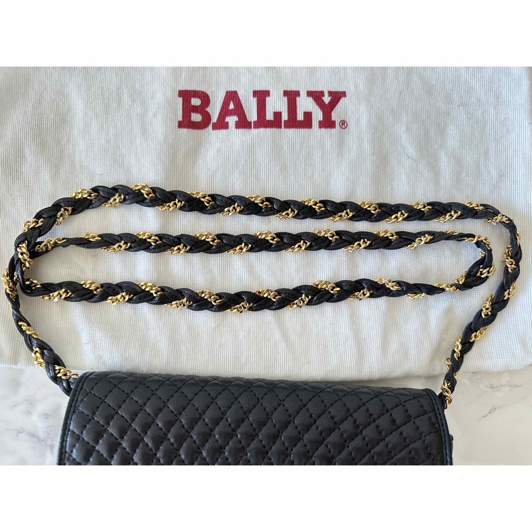 バリー　ショルダーバッグ　タッセル　BALLY ブラック　チェーン　キルティング