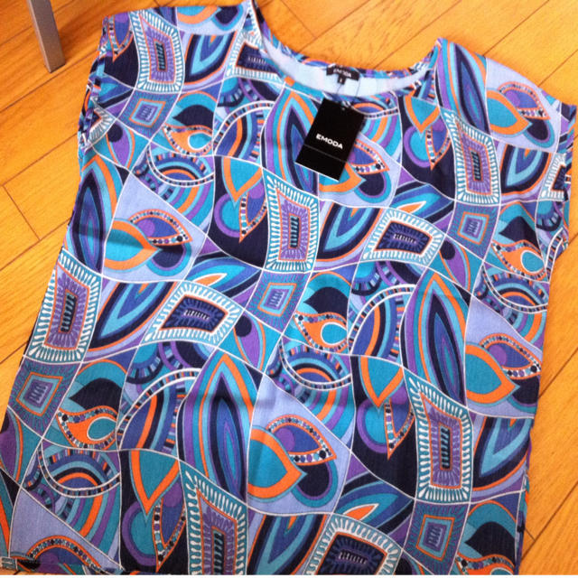 EMODA(エモダ)のEMODA/Ｔシャツ レディースのトップス(Tシャツ(半袖/袖なし))の商品写真