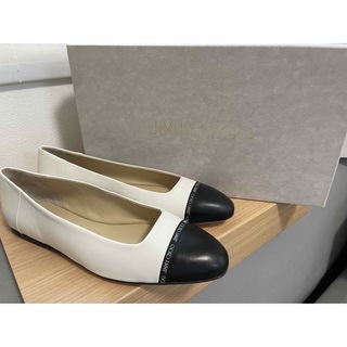 ジミーチュウ(JIMMY CHOO)のジミーチュウ・ワトソンフラット美品✨(バレエシューズ)