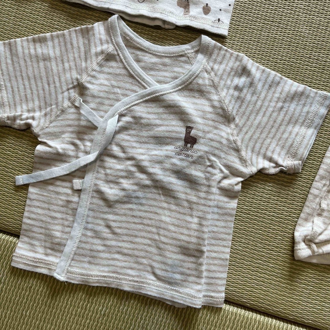 西松屋(ニシマツヤ)の赤ちゃん　肌着　50 60 キッズ/ベビー/マタニティのベビー服(~85cm)(肌着/下着)の商品写真