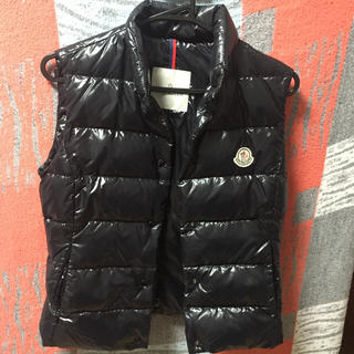 モンクレール(MONCLER)のMONCLER ダウンベスト モンクレール(ダウンベスト)