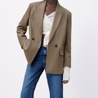 ザラ(ZARA)のZARA ダブルブレスト仕様オーバーサイズブレザー(テーラードジャケット)