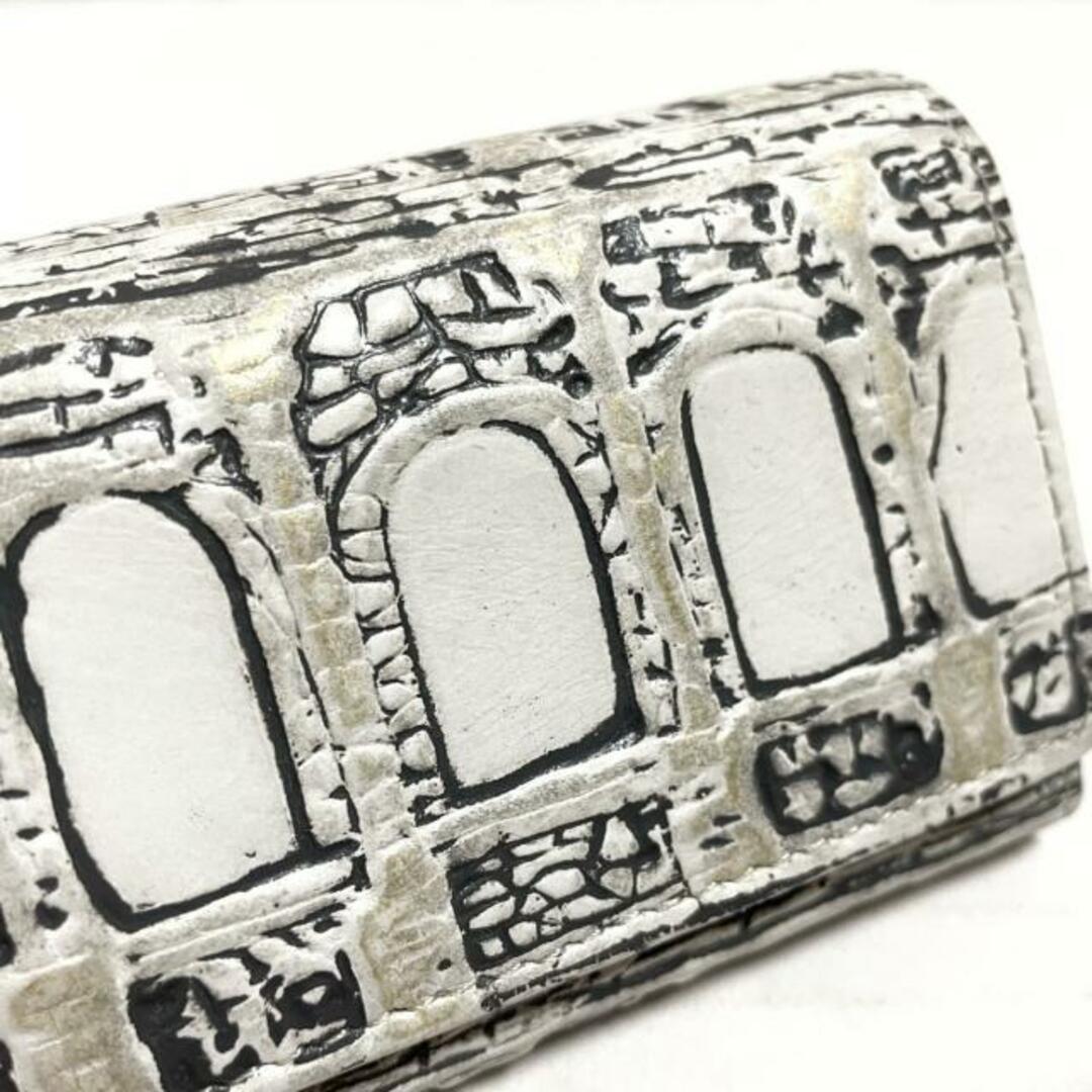 HIROKO HAYASHI(ヒロコハヤシ)のヒロコハヤシ 3つ折り財布 - 型押し加工 レディースのファッション小物(財布)の商品写真