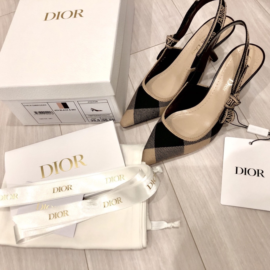 Christian Dior(クリスチャンディオール)のディオール　パンプス レディースの靴/シューズ(ハイヒール/パンプス)の商品写真