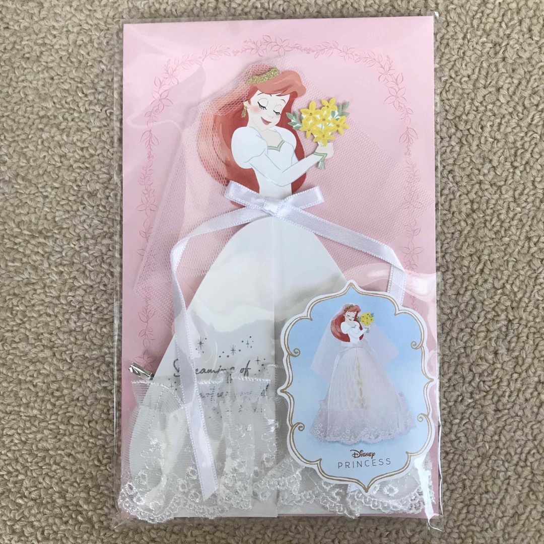 Disney(ディズニー)のDisney PRINCESS 立体カード ハンドメイドの文具/ステーショナリー(カード/レター/ラッピング)の商品写真