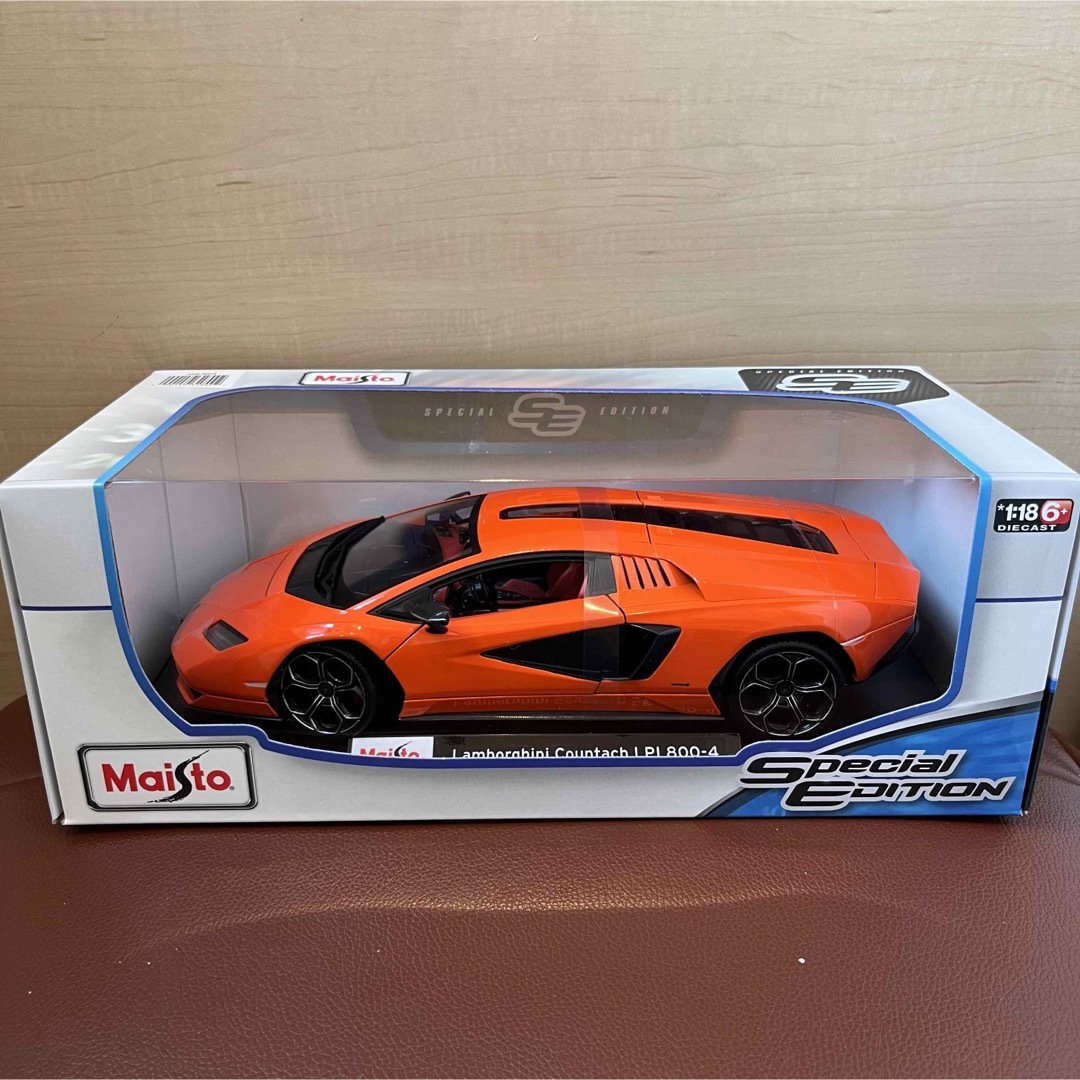 Lamborghini - 新色Maisto マイスト 1/18 ランボルギーニカウンタック