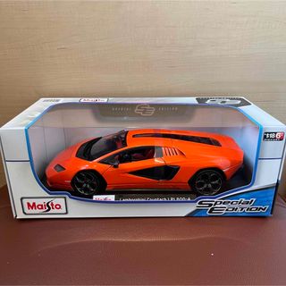 ランボルギーニ(Lamborghini)の新色Maisto マイスト 1/18 ランボルギーニカウンタックLPI800-4(ミニカー)