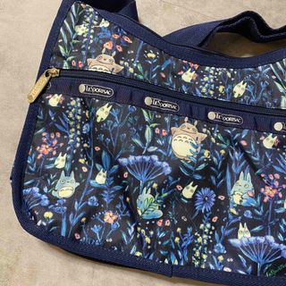 レスポートサック(LeSportsac)の[新品レスポートサック　トトロ　ボタニカル　ショルダーバッグ　ポーチ付き(ショルダーバッグ)