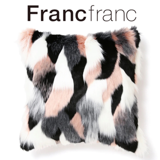 フランフラン(Francfranc)の❤新品タグ付き フランフラン ファー-O-70 クッションカバー❤(クッションカバー)