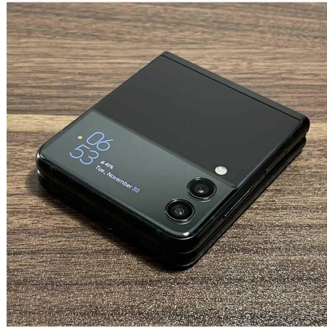 Galaxy Z Flip3 5G 折りたたみスマホ