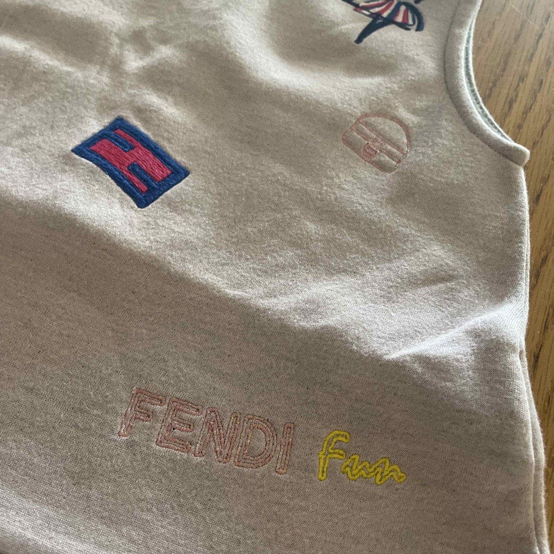 FENDI   フェンディ　ベビー　キッズ　ワンピース　１８M