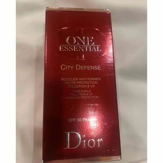 Christian Dior - ディオールワンエッセンスシャルディフェンス50 30ml